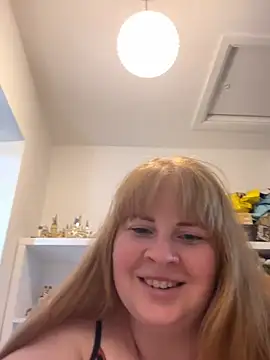 Curvy-GingeXX