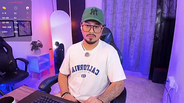 DaviidEvans_ live cam on StripChat