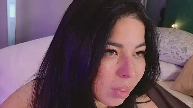 erika_moan live cam on StripChat