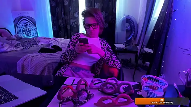 AnnexedPistol live cam on StripChat