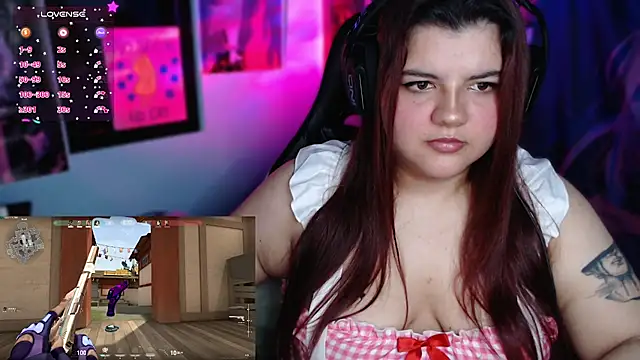 Annee23 live cam on StripChat