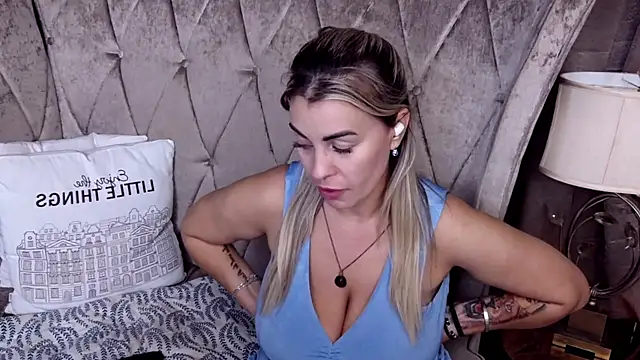 BustyGizelle