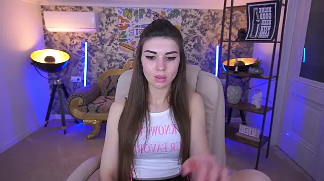 KylieJoyys webcam