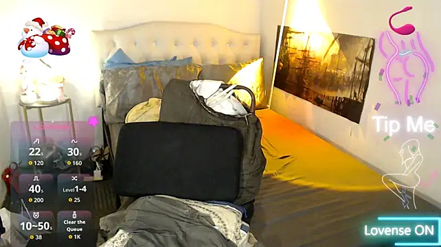 NinaDOM4CUM webcam