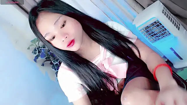 Babymonster_fucker69's room