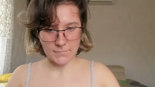 Lilith_lutherlow webcam