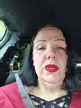 CurvyNorayaInk