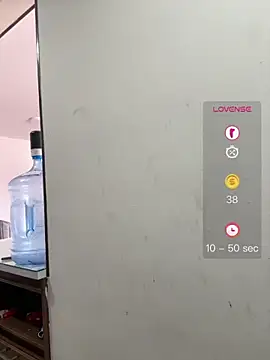 Kiki_11 webcam