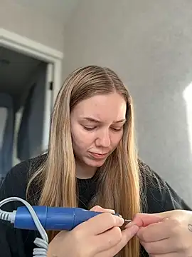 MilaMoone webcam