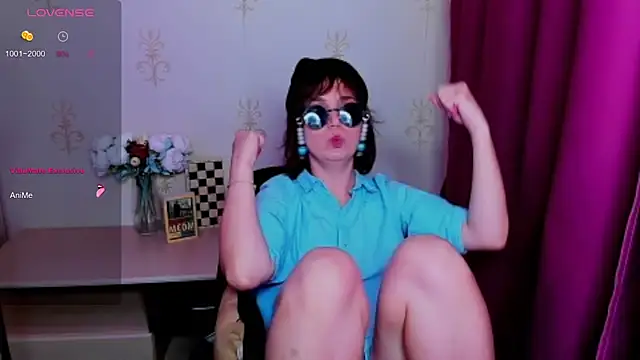 KindHazelHere_ webcam