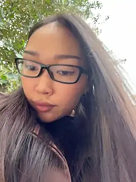 trytomakememoam webcam