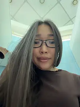 trytomakememoam webcam