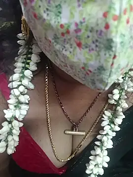 Devi_Tina live cam preview