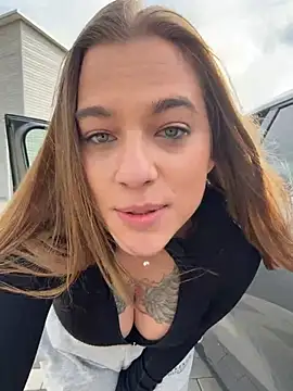 Luna_Lynn