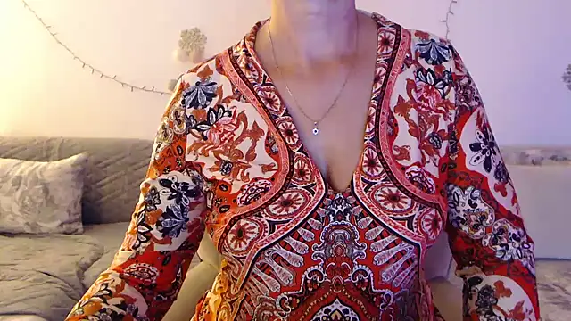 YourfantasyGiuly live cam on StripChat