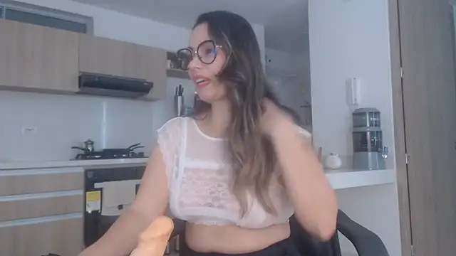 LovePaula webcam
