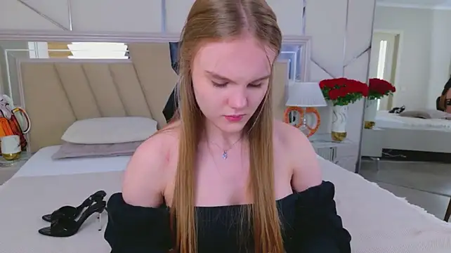 Lili_Lohan webcam