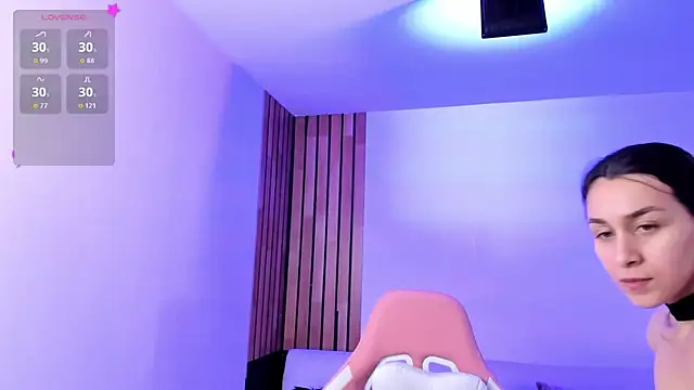 EmmaMyers1 webcam