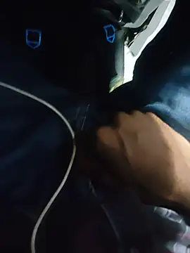 boy_age_19 webcam