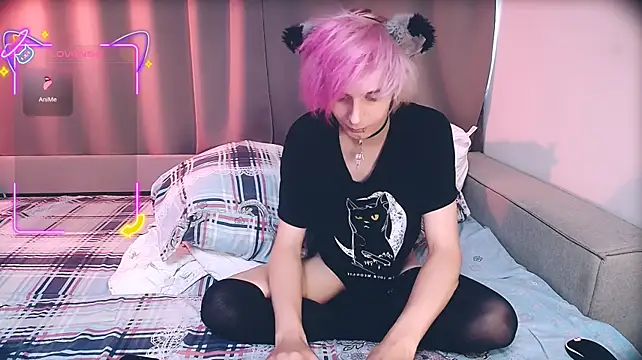 Littlepinkcat webcam