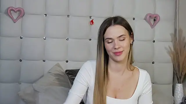 TheMarisa webcam