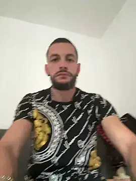 Lebarbu69020 live sex cam