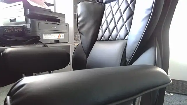 TrevorSteele webcam