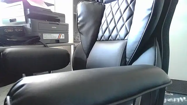 TrevorSteele webcam