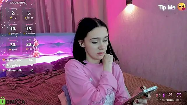 Lesi_Moonie01