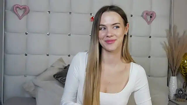 TheMarisa webcam