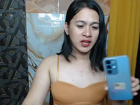 ur_asianpretty webcam