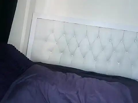 Mimiebony live cam preview