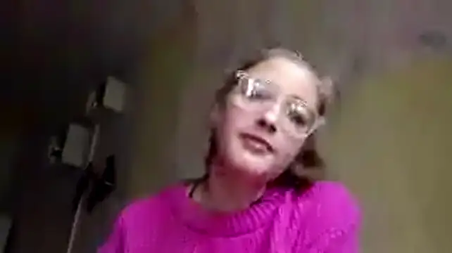 millywo live cam preview
