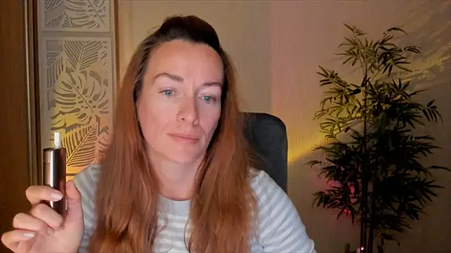 RebeccaMartinez webcam