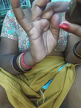 Tamilselviroja- webcam