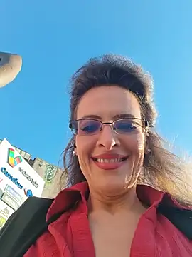 RebeccaNoble live cam on StripChat