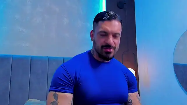 dennis__coxx live cam on StripChat