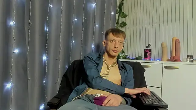 James2Inked webcam