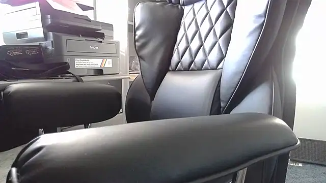 TrevorSteele webcam