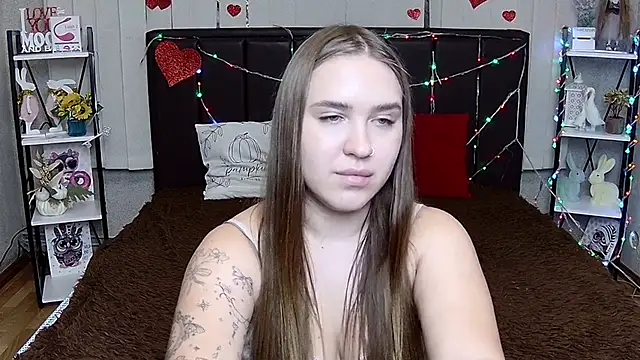 LauraHlot