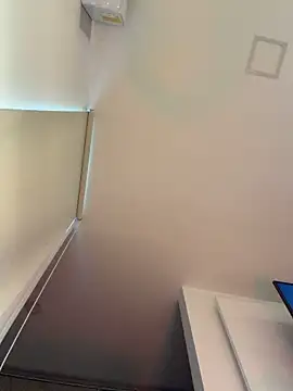 NicoleCut
