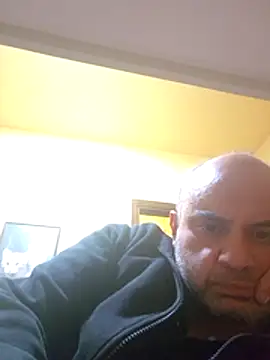 christoforo1982 (Ask my age) - I'm fucking breaking my dick