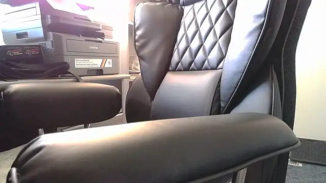TrevorSteele webcam