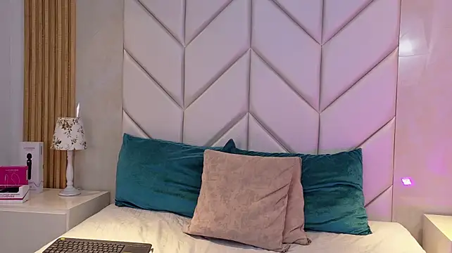Samanta_Rave live cam preview