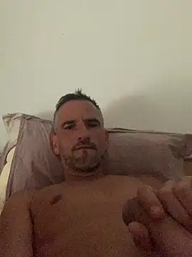 mika13113 webcam