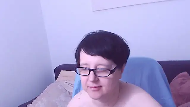 ChristaRose live cam on StripChat