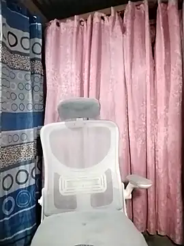 xxseducemaexx webcam