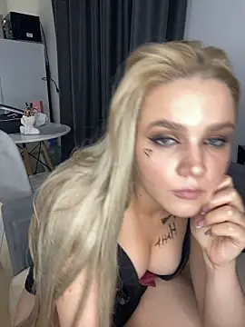 April_Purr webcam