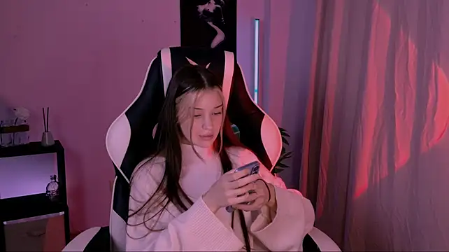 KiraKittyy_ webcam