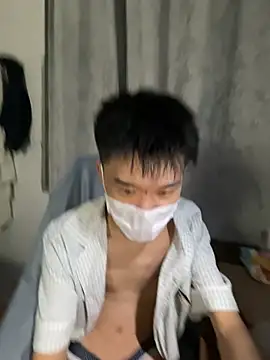Zhang_yiovo webcam